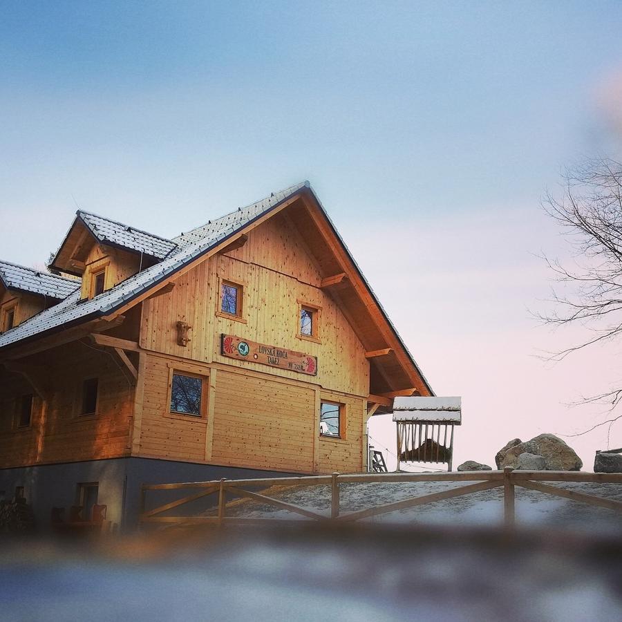 Koca Na Talezu Bed and Breakfast Ribno Exterior foto